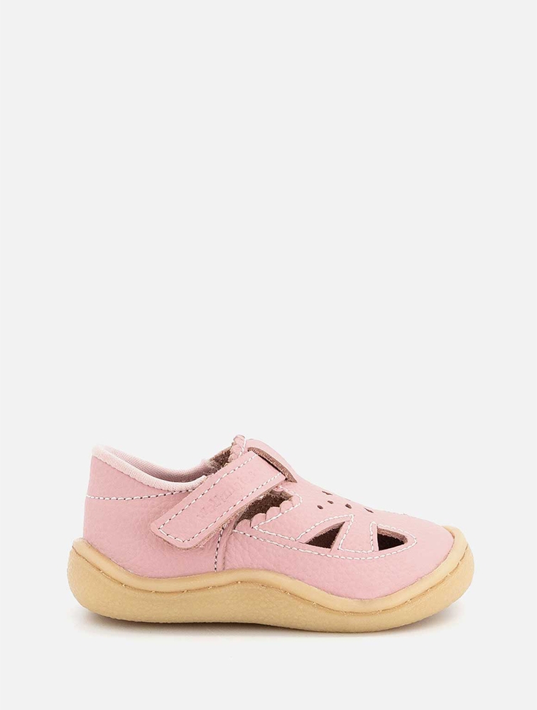 Woolworths top kids shoes